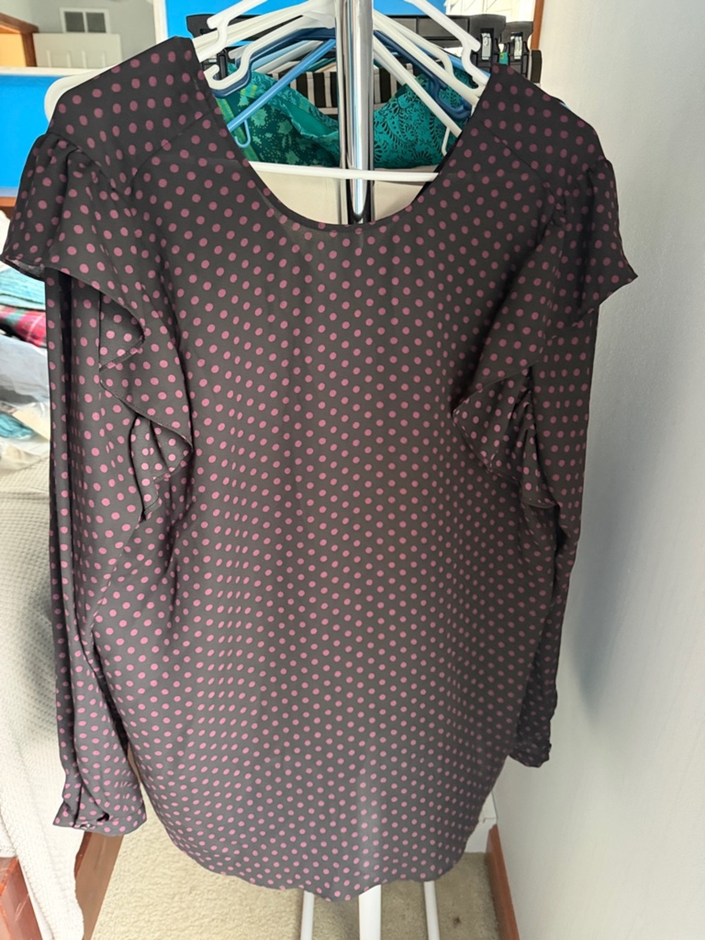 Who What Wear Black Blouse with Pink Polka Dots and Ruffle Sleeves